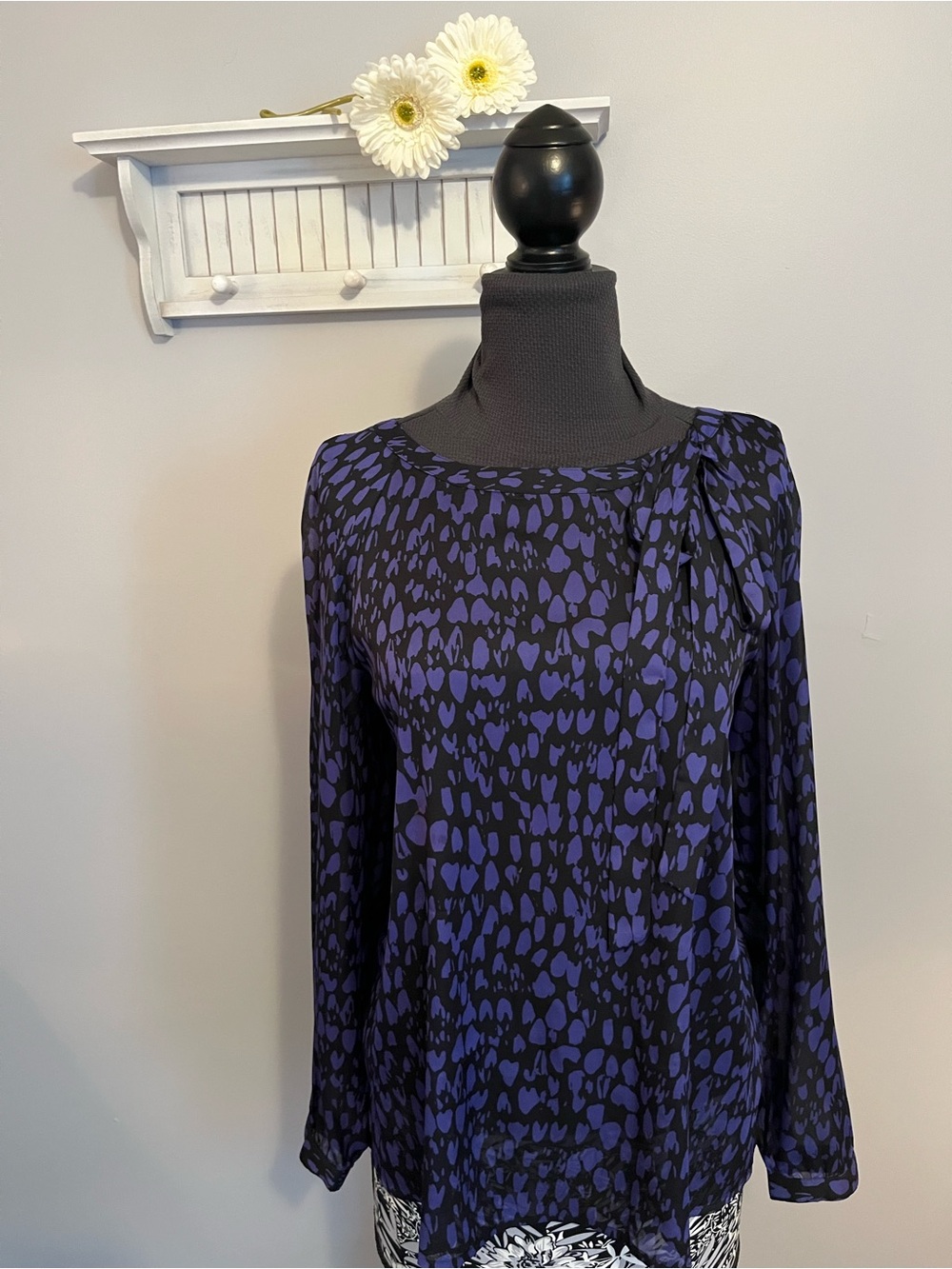 LOFT Black & Purple Abstract Print Long-Sleeve Blouse with side tie EUC